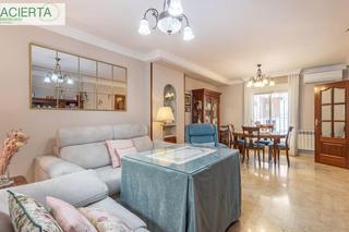 Maison jumelée  Calle de la corbeta. Fantástica casa adosada junto a barrio periodistas ideal para vi