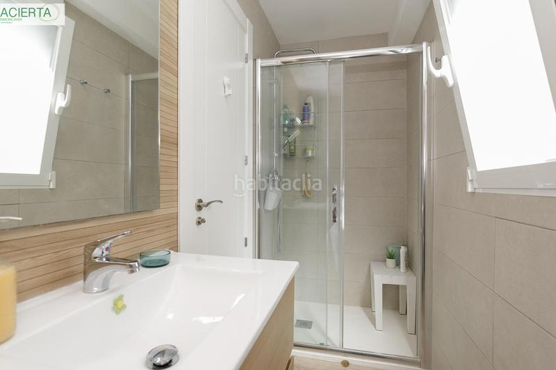 Foto 2669d08a-fa94-403a-8c28-0b684dcee72e. Ático  moderno con terraza en zaidín en Barrio de Zaidín Granada