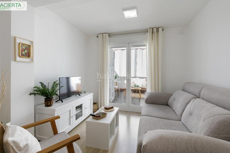 Foto 68a2cf0c-dba1-4925-a594-ce5bedaf7c60. Ático  moderno con terraza en zaidín en Barrio de Zaidín Granada