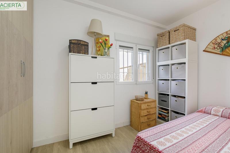 Foto bd8e044f-714c-4ee9-8e1d-d333838164d3. Ático  moderno con terraza en zaidín en Barrio de Zaidín Granada