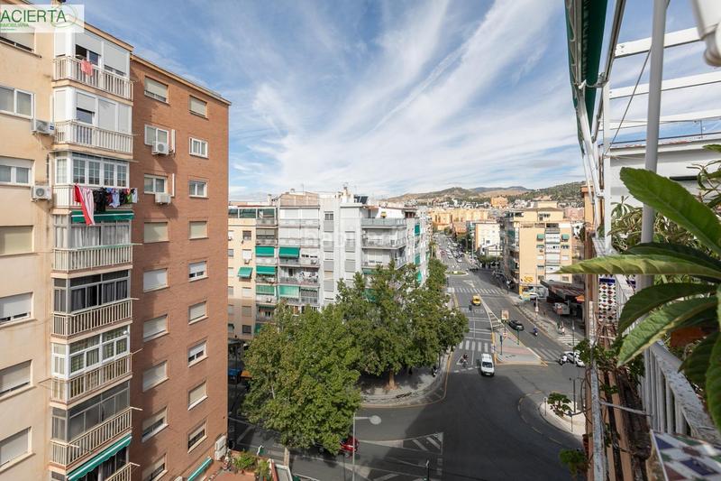 Foto ff163849-1c39-4100-ab10-09577f82e518. Ático  moderno con terraza en zaidín en Barrio de Zaidín Granada