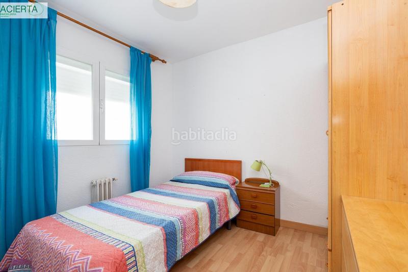 Foto 08cb30dc-4d93-4542-9b7e-f8e9f4d03364. Pis a calle emperatriz eugenia 26 a Camino de Ronda Granada