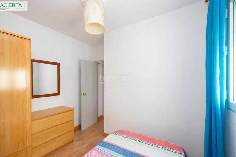 Foto 21c17a54-87ef-4453-8254-a0f8547c86dd. Pis a calle emperatriz eugenia 26 a Camino de Ronda Granada