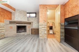 Casa adossada  Calle guadalete (ch). Venta de magnífica casa adosada en las gabias gabia chica