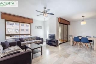 Appartamento  Calle escultor martinez olalla. Gran piso entre arabial y camino de ronda