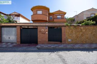 Casa a Cúllar Vega. Espectacular casa independiente en el ventorrillo  cúllar vega