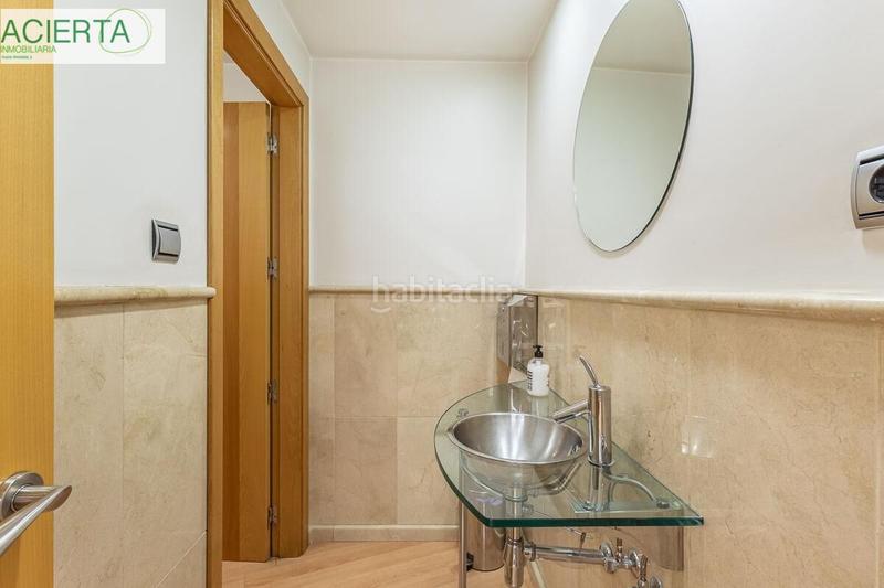 Foto 1a0fe025-fbc0-4906-8f9b-e577c5fbf1a9. Local commercial dans San Matías - Realejo Granada