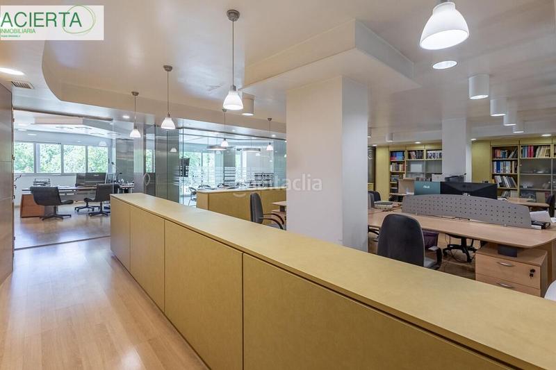 Foto 5d613f4d-2643-4a4d-a9b7-6f9ec00d900c. Local commercial dans San Matías - Realejo Granada