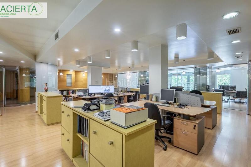 Foto b3d84147-721c-48b4-b7ca-7aea38adff36. Local commercial dans San Matías - Realejo Granada