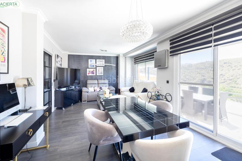 Foto 6478654f-7dc6-4bf5-90ee-a804496918c9. Casa adosada espectacular casa ,nuevo acceso de la alhambra en Granada