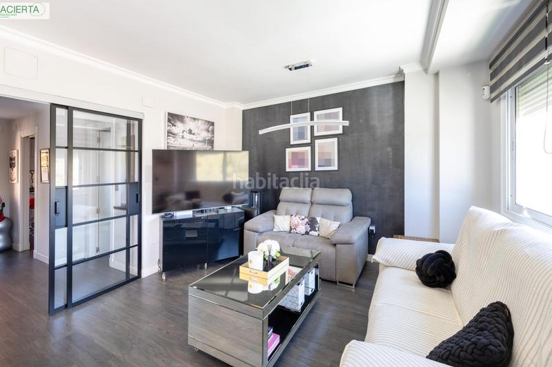 Foto 95bccb31-b04b-46f9-b767-4c9937f9e931. Casa adosada espectacular casa ,nuevo acceso de la alhambra en Granada