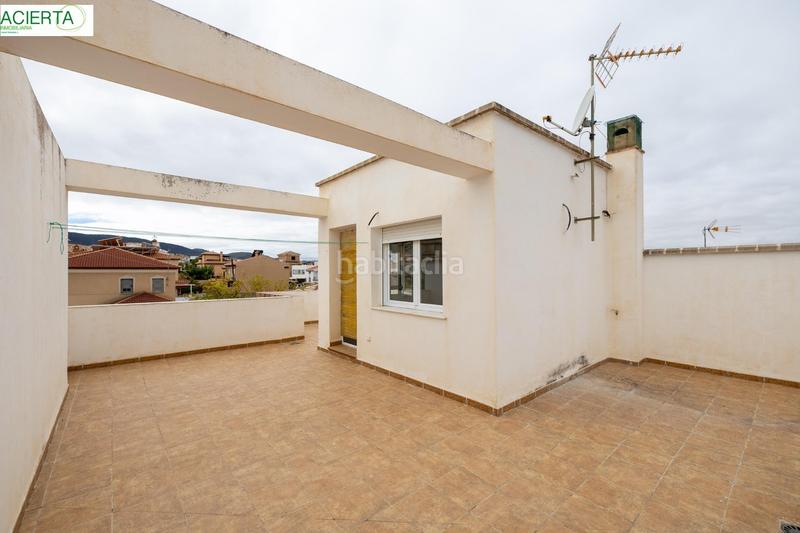 Foto 50dabeea-0005-4086-b5fb-6e3e77edf969. Casa adosada  en gojar. en Gójar