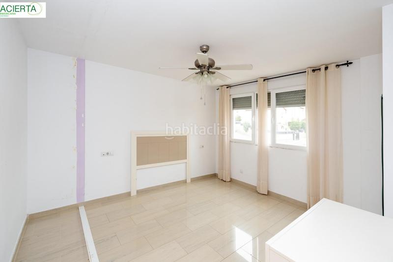 Foto 8ec35e6a-0914-4f7f-807d-ccb2d97d0e72. Casa adosada  en gojar. en Gójar