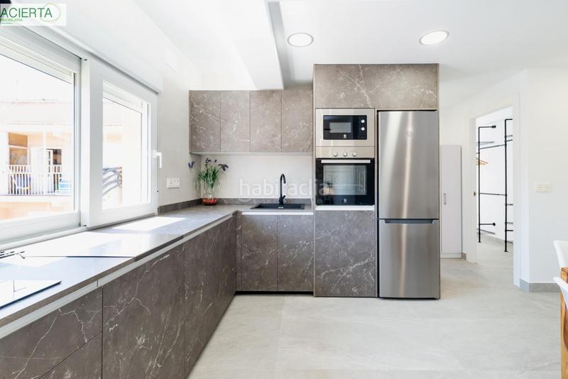 Foto f3042387-a408-4176-925b-615a319087f4. Flat in Barrio de Zaidín Granada