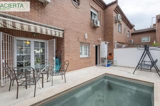 Casa a schiera in Cerrillo de Maracena - Periodistas. Casa en la mejor zona de periodistas