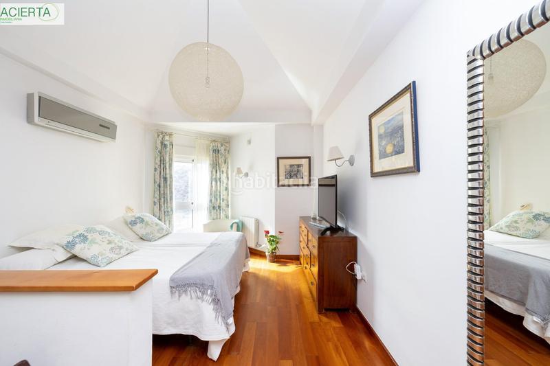 Foto 5adb692e-4b0d-4a4e-96cc-09be4e5e69a2. Chalet  independiente en acceso a la alhambra. en Granada