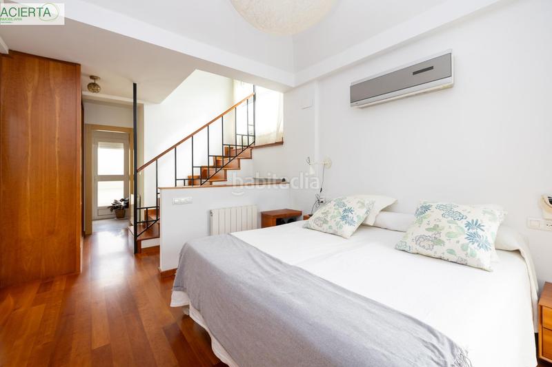 Foto b9fe093e-f876-4a96-8a18-fa06529abf59. Chalet  independiente en acceso a la alhambra. en Granada