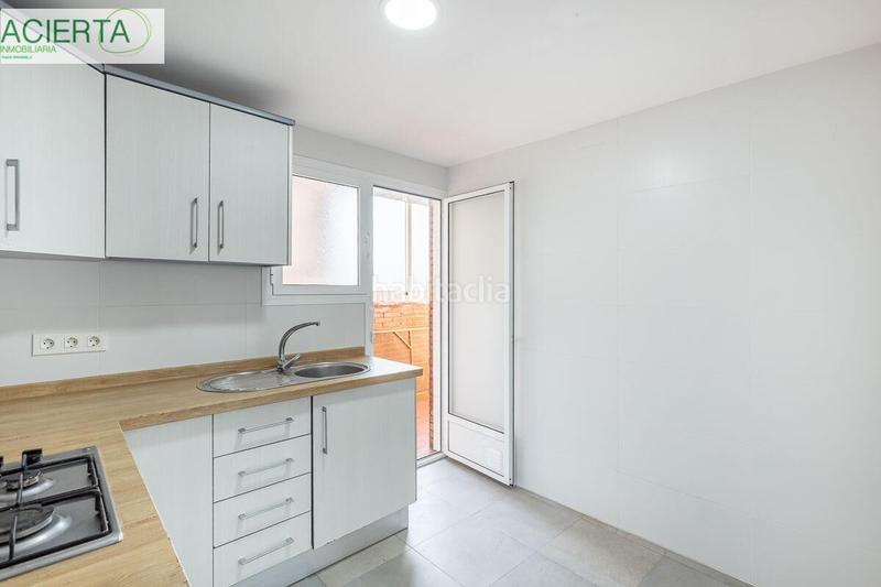 Foto 49be4680-519e-48bb-83ea-ea9726010989. Appartamento in Cartuja Granada