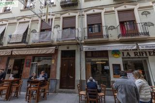 Ático  Marques de gerona. Oportunidad única en el corazón de granada!