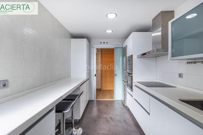 Foto 3bec7f29-590b-4dd5-b509-0f806325b318. Pis amb aparcament piscina a Carretera de Granada-La Alcazaba Alhendín