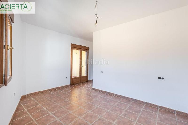 Foto 2d8ad342-0e93-4337-a006-2a84df874f5f. Maison avec parking dans Beas de Granada