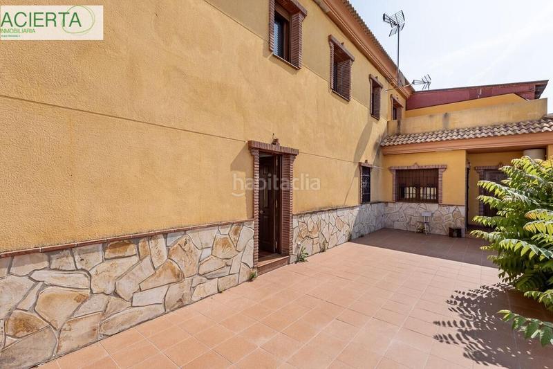 Foto 40b16dd2-d364-4a17-852c-ee88079ed23e. Maison avec parking dans Beas de Granada