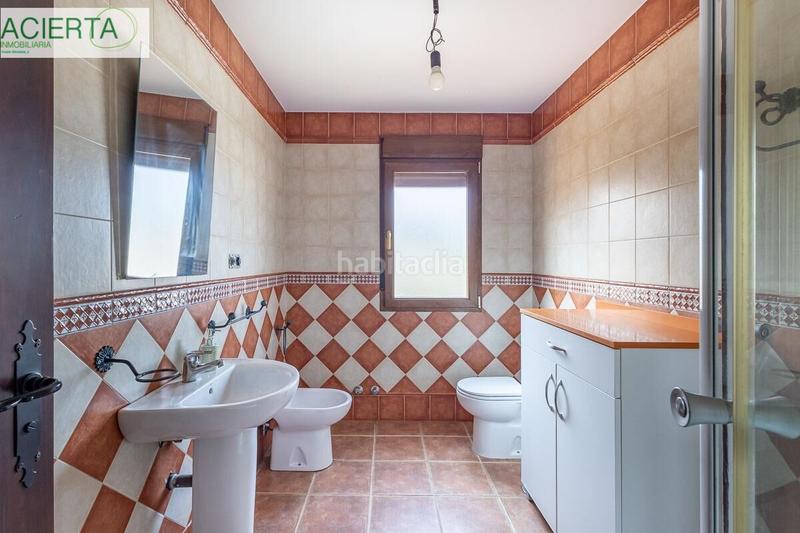 Foto 644f160e-117b-4334-a52e-da5c7a0933ee. Maison avec parking dans Beas de Granada