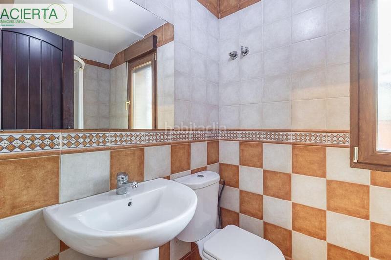 Foto 66705947-78a0-4f54-8c6c-1379c440703b. Maison avec parking dans Beas de Granada