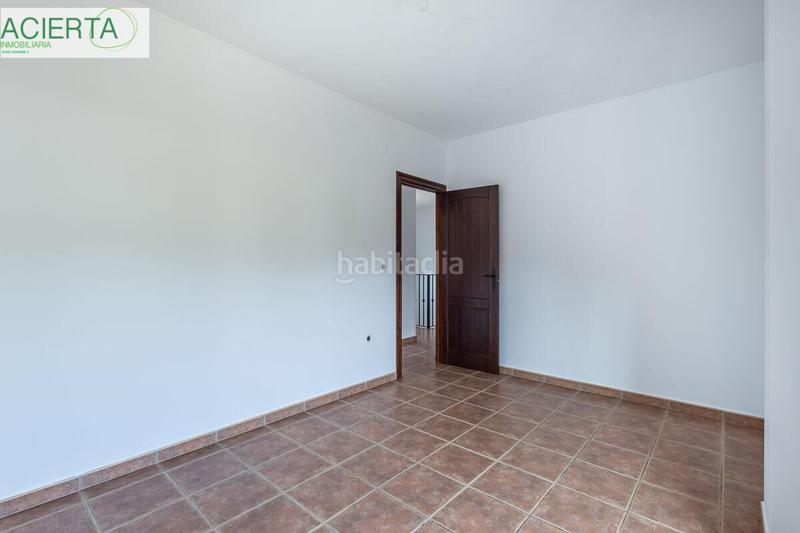 Foto 7006c5f9-5b2a-4345-9632-0a2c10df99bf. Maison avec parking dans Beas de Granada