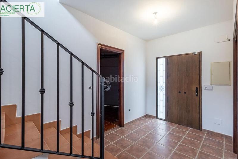 Foto 74b77c06-5d52-4d14-bc4e-4ff2a72dfb8e. Maison avec parking dans Beas de Granada