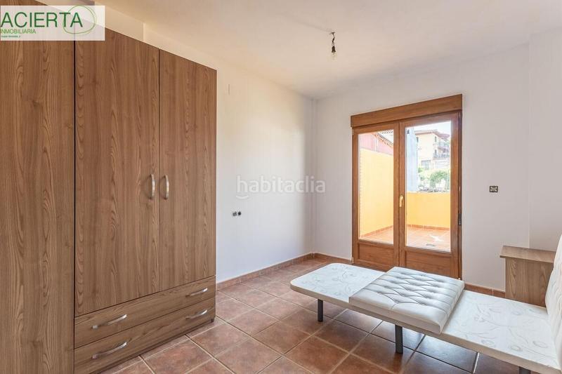 Foto b136212a-5fe9-4b58-a88b-e47578072c46. Maison avec parking dans Beas de Granada