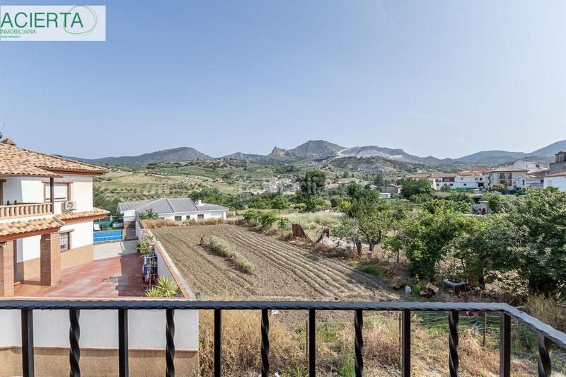 Foto bf4adde0-82e4-41eb-a907-fc0dade1e2b8. Maison avec parking dans Beas de Granada