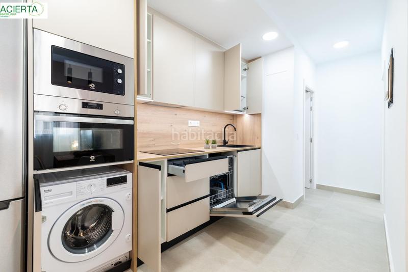 Foto 30a43eb8-0a71-4a9d-89d3-c03a77d3f420. Appartement dans Barrio de Zaidín Granada