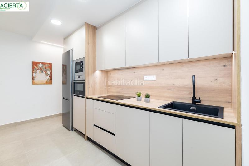 Foto 8e17f0b5-dc31-4dff-a22b-d56b6acbb799. Appartement dans Barrio de Zaidín Granada