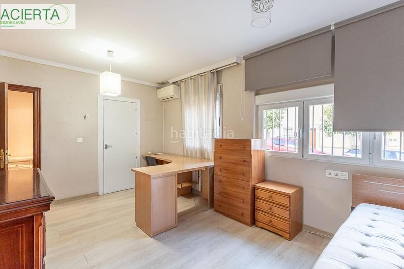 Foto 9ec91365-c31b-4810-a0f2-29d99cc97841. Casa adossada amb calefacció a San Francisco Javier Granada