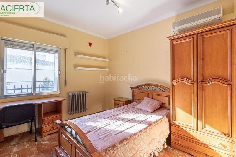 Foto aba528ab-129a-437b-a081-23f8ff0b81a3. Casa adossada amb calefacció a San Francisco Javier Granada