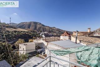 Casa  Calle trinidad carreras. Casa independiente en monachil, acceso a los cahorros