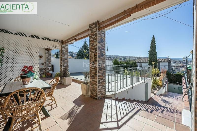 Foto 52826bb7-5c5b-4566-a11d-91c589d64da6. Semi detached house with parking pool in Barrio de la Vega Monachil