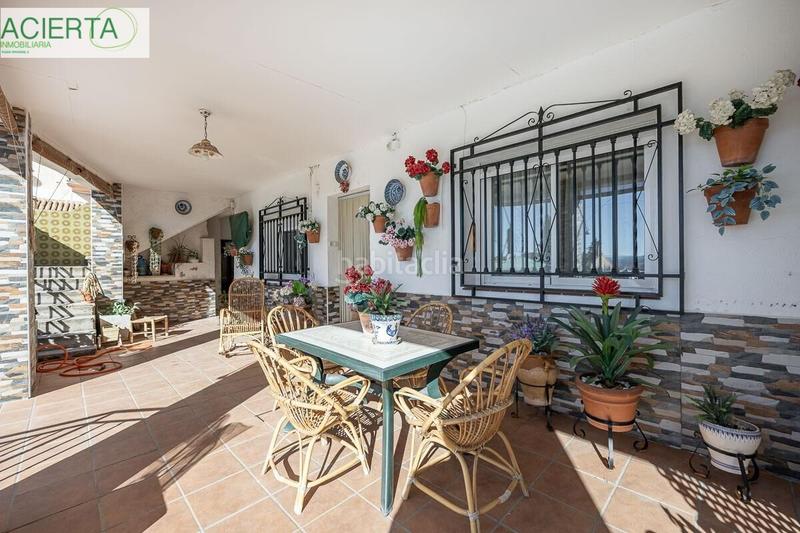 Foto 8c41d2c9-c1e7-4630-a157-bca93b393913. Semi detached house with parking pool in Barrio de la Vega Monachil