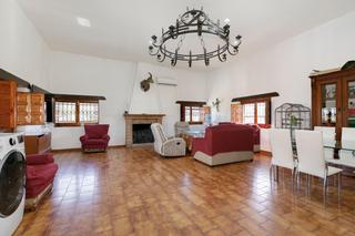 Mas  18320. Cortijo grande más finca de 27000 metros