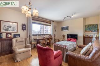 Appartement  De san lazaro 11. Piso en torre san lazaro