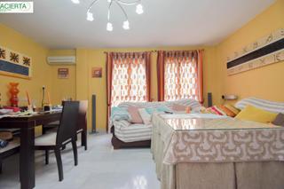 Casa adossada  Camino churriana (de). Armilla. vivienda unifamiliar adosada. 3 dormitorios. 2 baños. 1