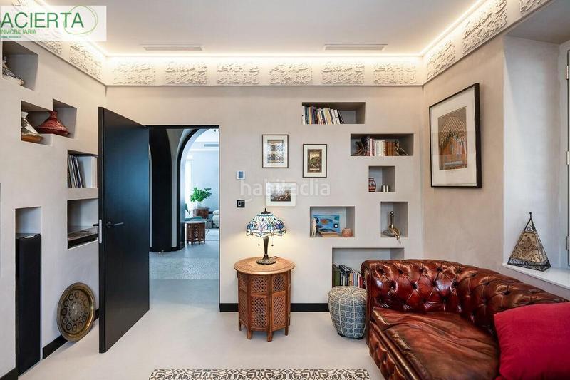 Foto 45e4f6fb-9900-46df-ab83-1f5fb1af7552. Chalet villa en el corazón del realejo de nueva construcción. en Granada