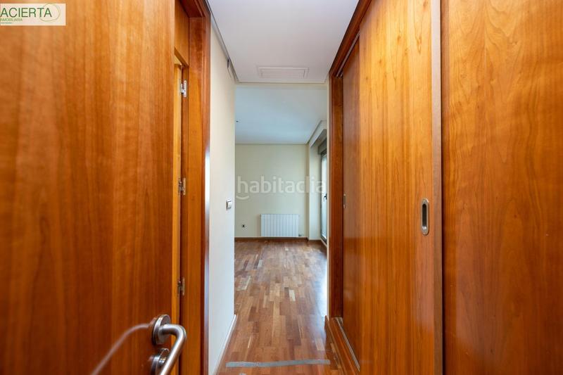 Foto 9f0a7fb0-0d9c-4ebc-90db-b05c10f1d55b. Piso magnifico piso en edificio colon en Plaza de Toros Granada