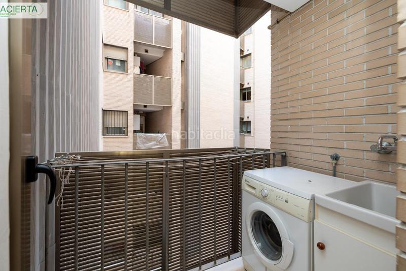 Foto e36bdcd8-875b-4518-95aa-cfacdc57eaa7. Piso magnifico piso en edificio colon en Plaza de Toros Granada