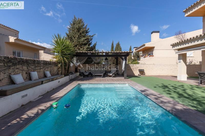 Foto 96aa59ee-ef7b-4a58-8bc7-9814a326ba40. Chalet casa en santa clara golf ideal para vivir o invertir en Otura