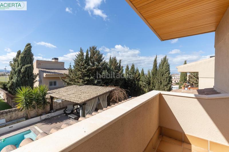 Foto c549131e-6298-4a8e-9bcf-708bf21b48b8. Chalet casa en santa clara golf ideal para vivir o invertir en Otura