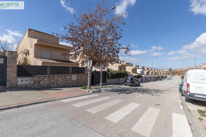 Foto f6770064-4927-4111-abd1-ff1e95086dc2. Chalet casa en santa clara golf ideal para vivir o invertir en Otura