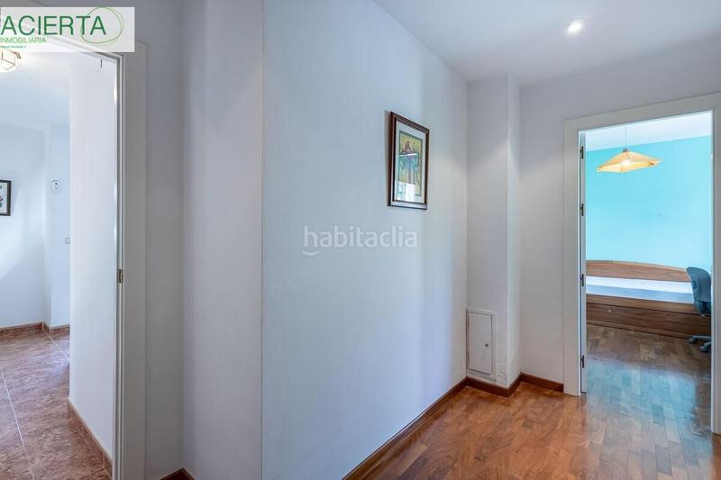 Foto a96be399-7290-4e8a-84b3-f9c6bdcb14ca. Casa gran casa en urbanización el torreón en Albolote