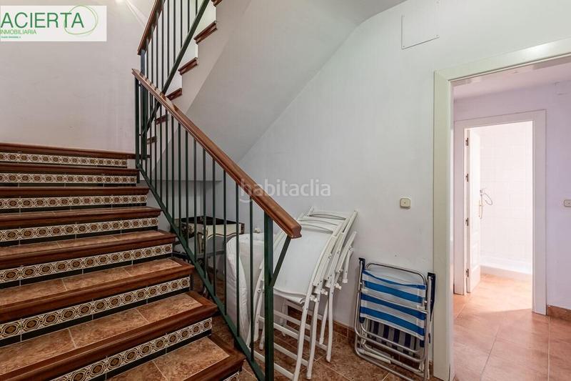 Foto b67ea1e7-91c8-42e9-9305-2b91442ca88e. Casa gran casa en urbanización el torreón en Albolote